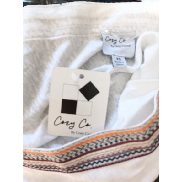 Cozy Co By Cozy Casual Womens Solid V Neck Embroidered Tops White Size X Small - Picture 7 of 8